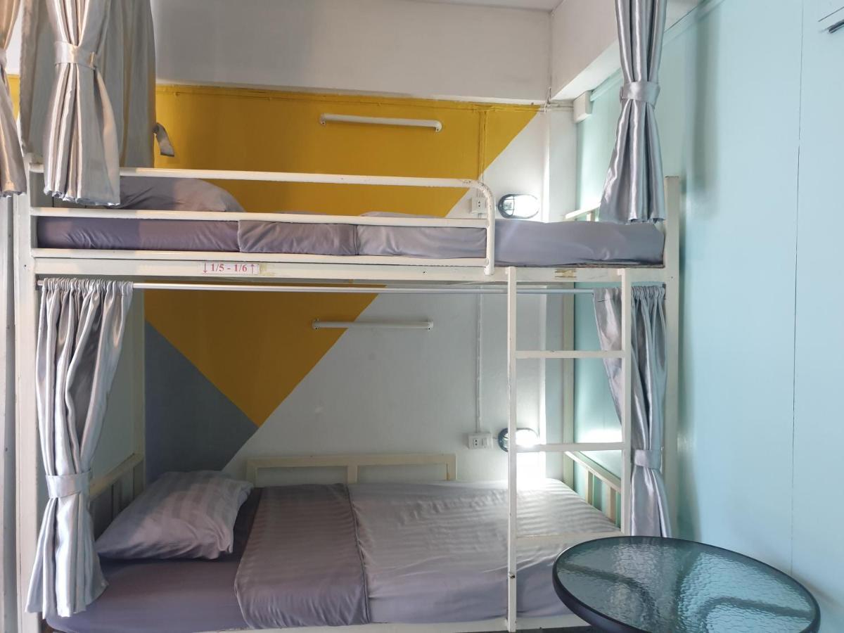 Auberge de jeunesse I-Smile à Chiang Mai Extérieur photo